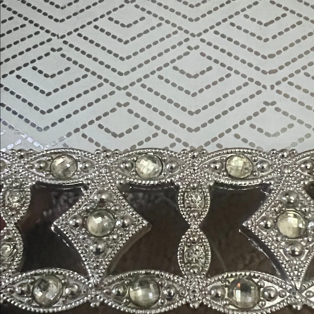 Parisian Works Elegant Silver Photo Frame